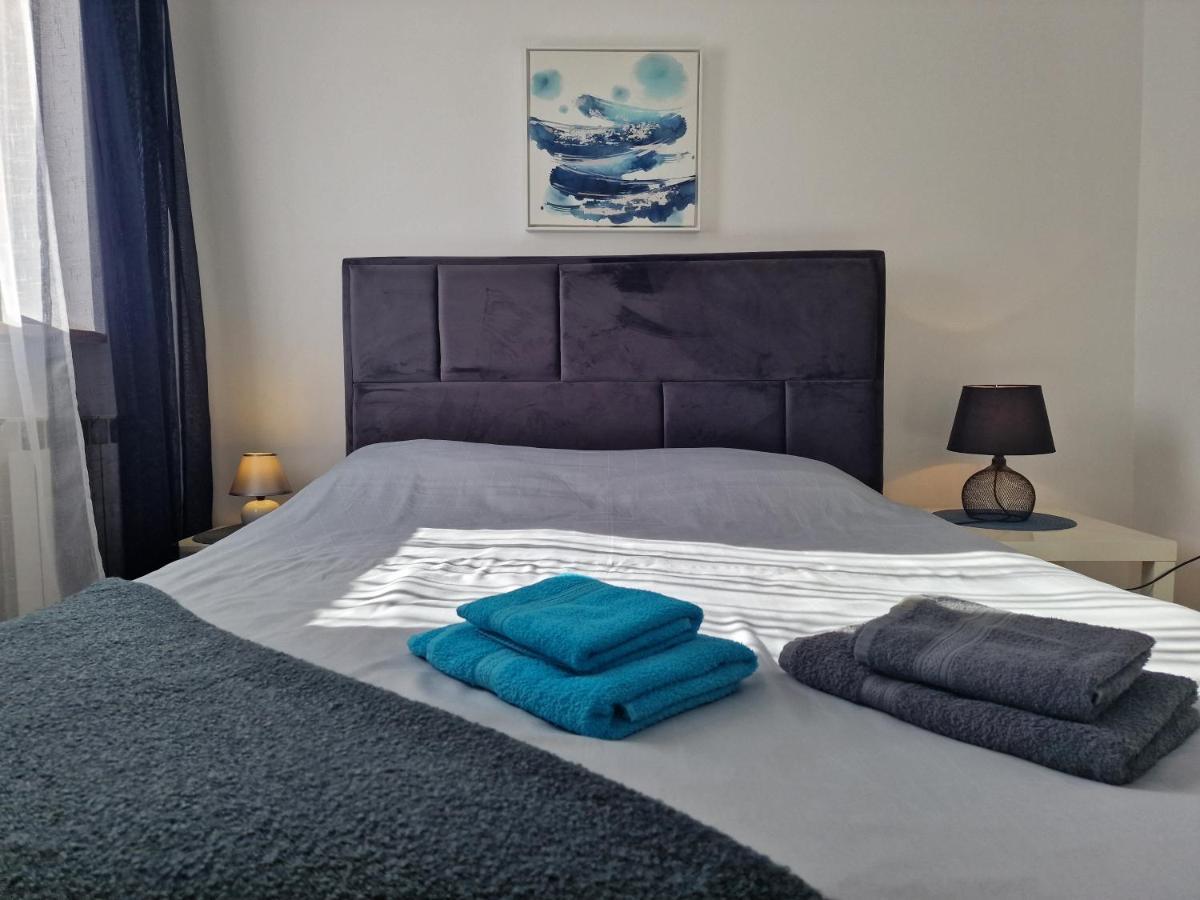 Apartments Katarina - New Renovated Ровинь Экстерьер фото
