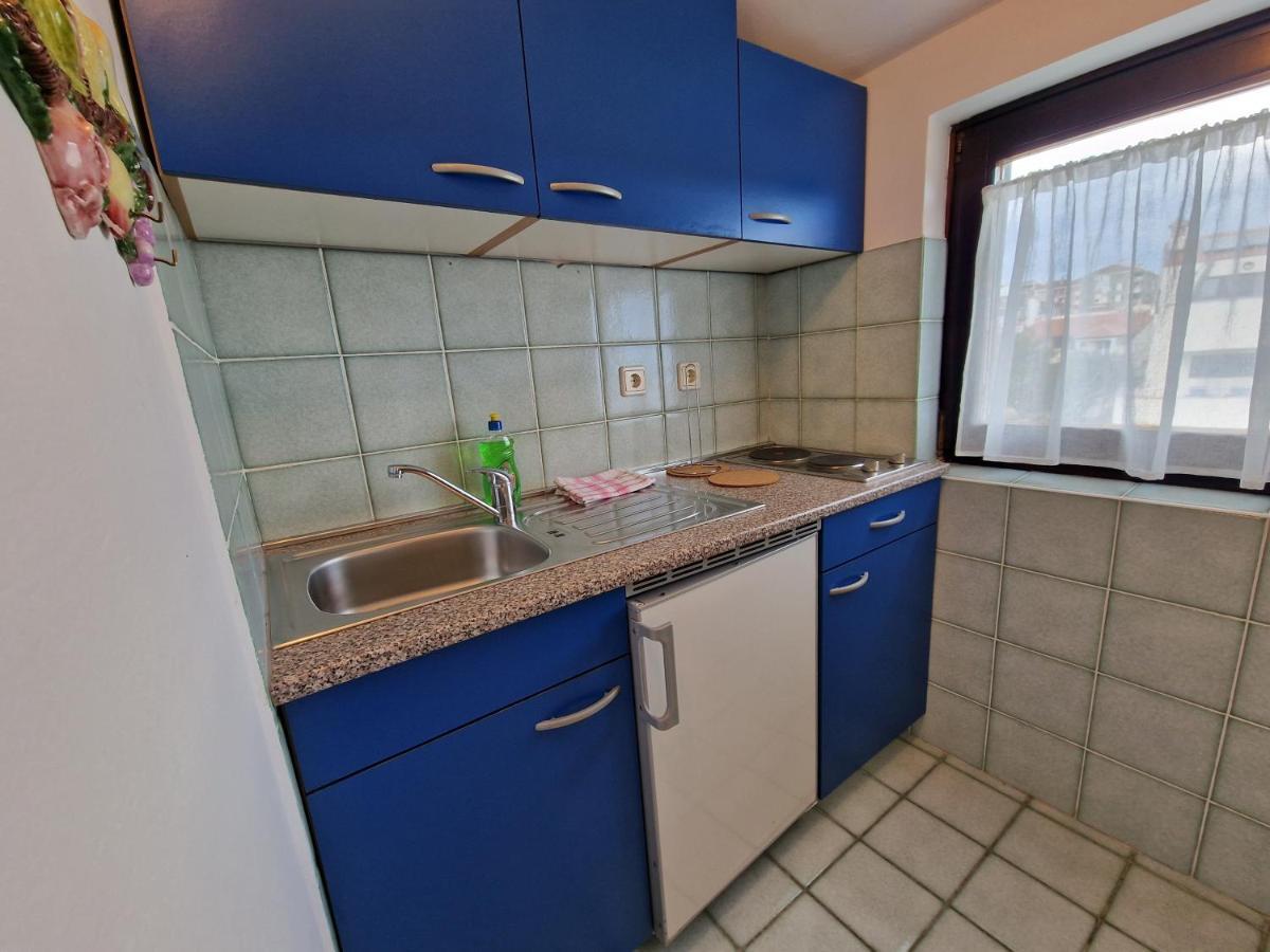 Apartments Katarina - New Renovated Ровинь Экстерьер фото