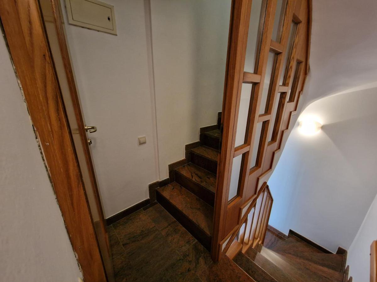 Apartments Katarina - New Renovated Ровинь Экстерьер фото